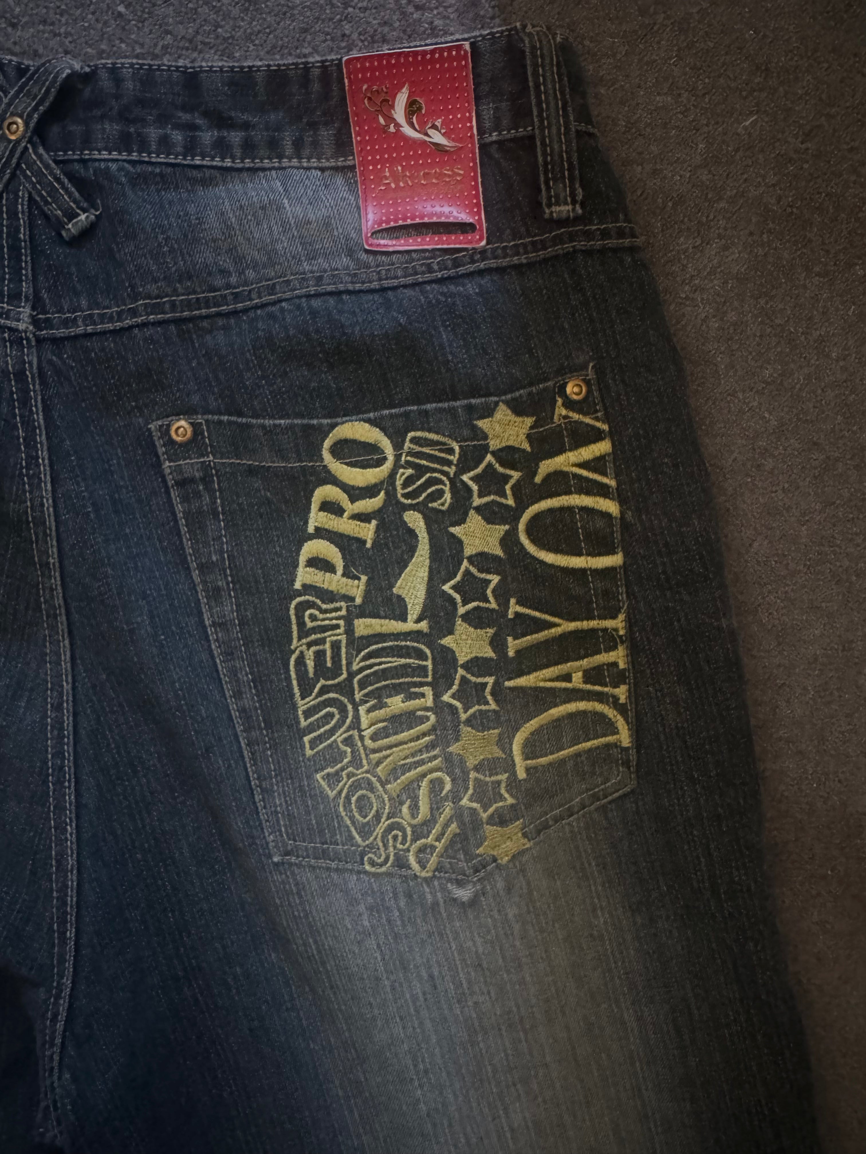 AKCESS jeans